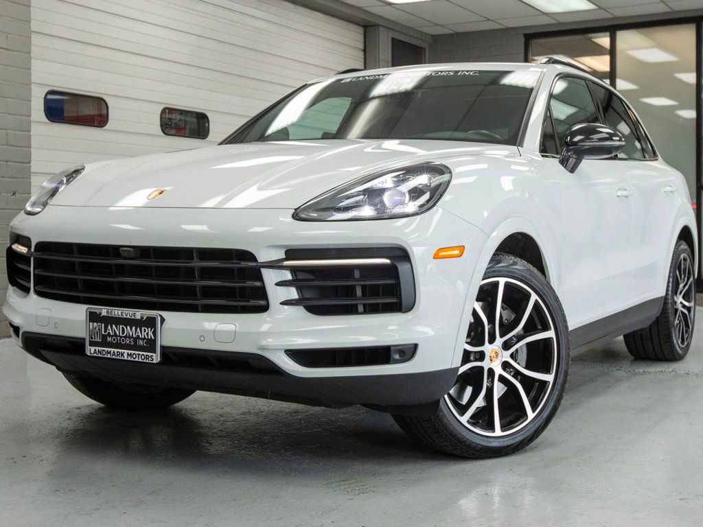 Used 2020 Porsche Cayenne S AWD/4WD image 2