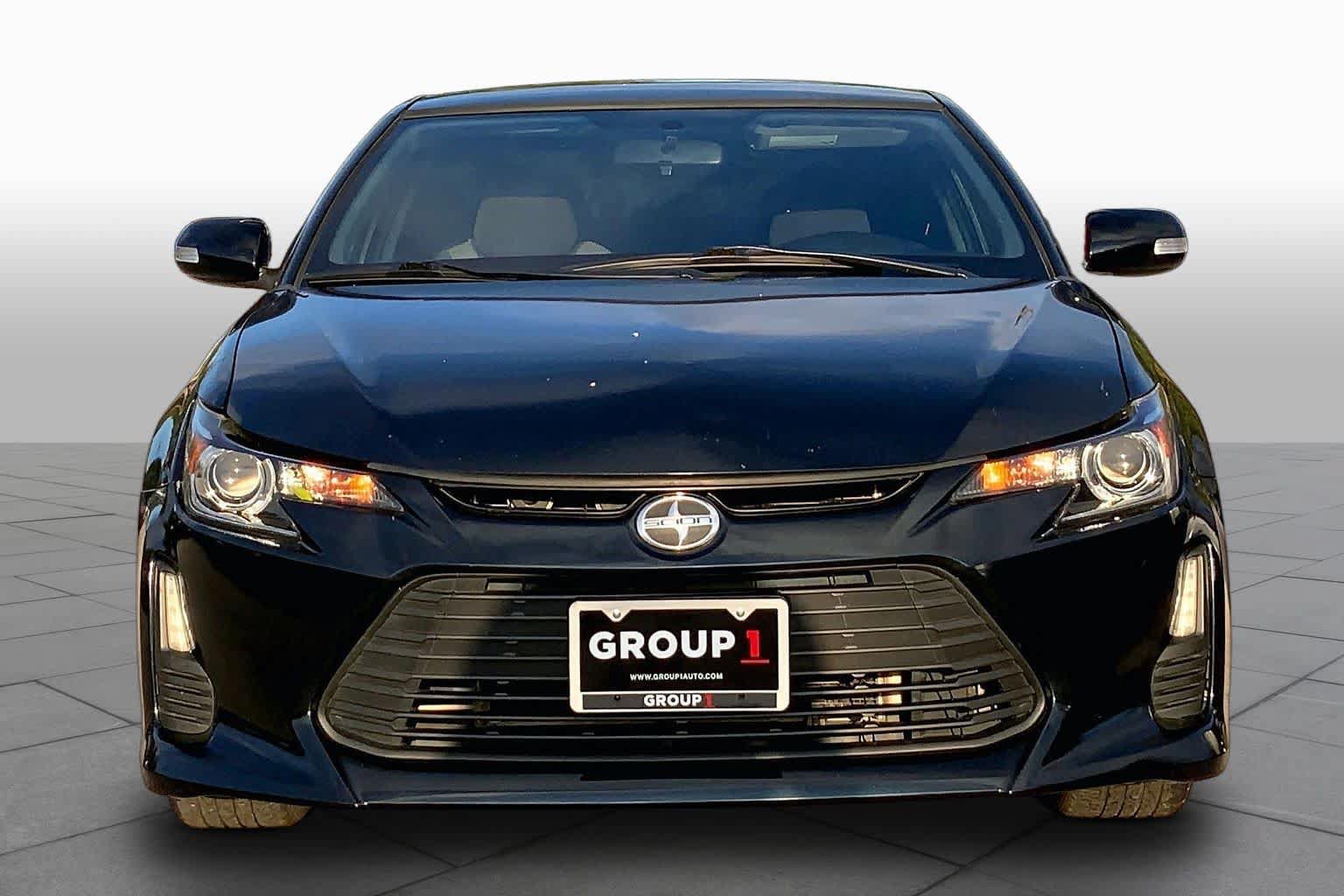 Used 2015 Scion tC FWD image 4