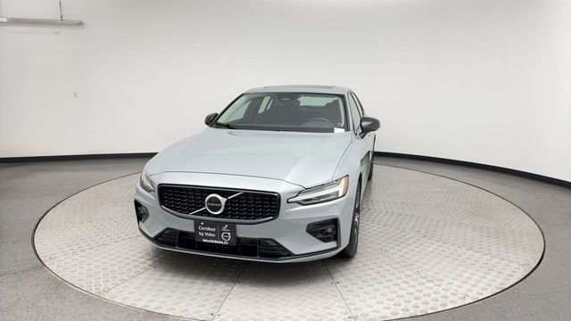 Certified 2025 Volvo S60 B5 Core image 7