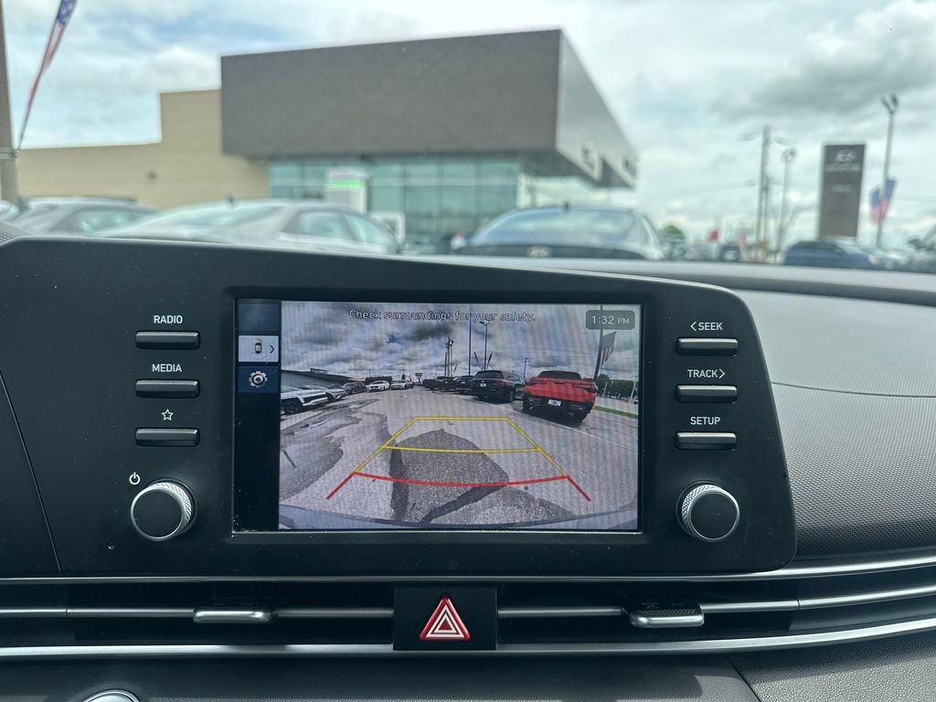 Certified 2025 Hyundai Elantra Hybrid FWD image 20