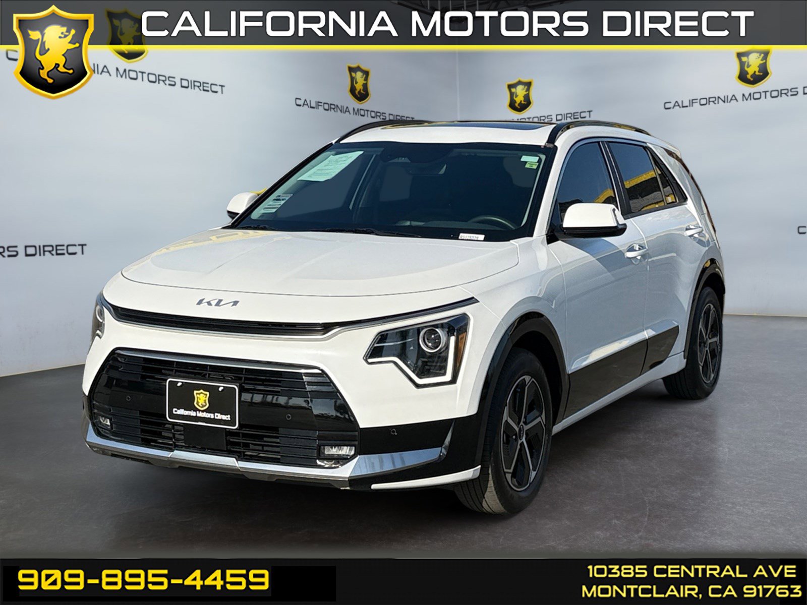 Used 2024 Kia Niro SX image 1