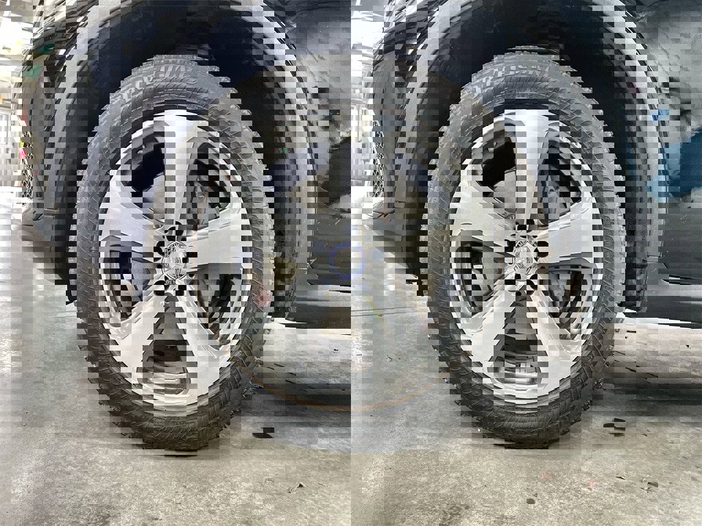 Used 2017 Mercedes-Benz GLC 300 4MATIC image 10