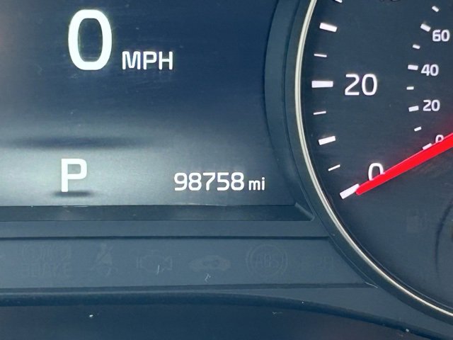 Used 2017 Kia Cadenza Technology image 20