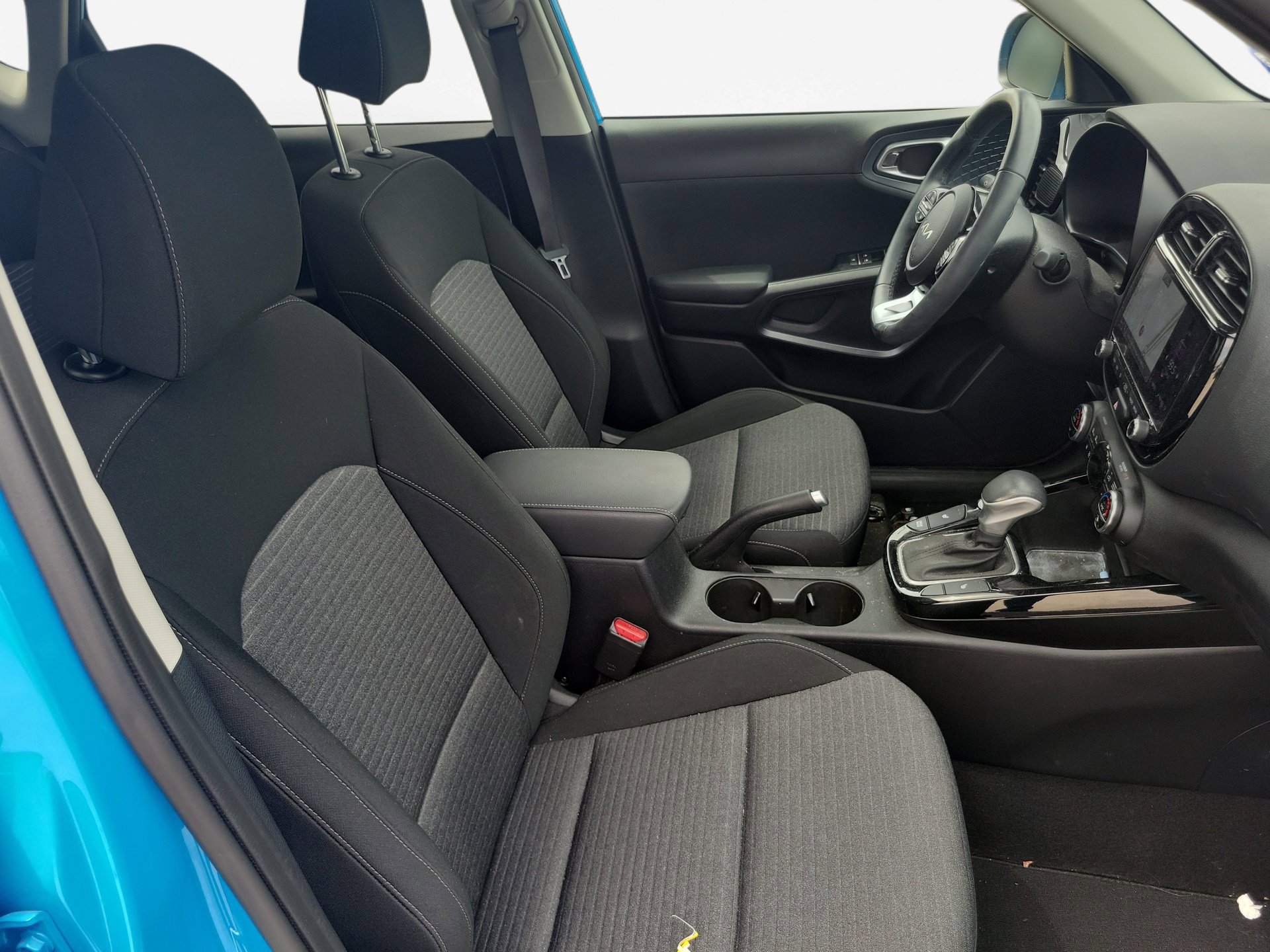 Used 2023 Kia Soul EX FWD image 28