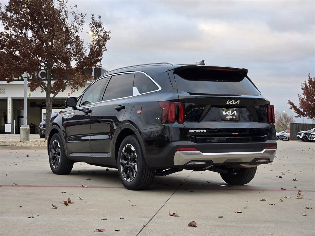 New 2026 Kia Sorento S w/ S Panoramic Sunroof Package FWD image 3
