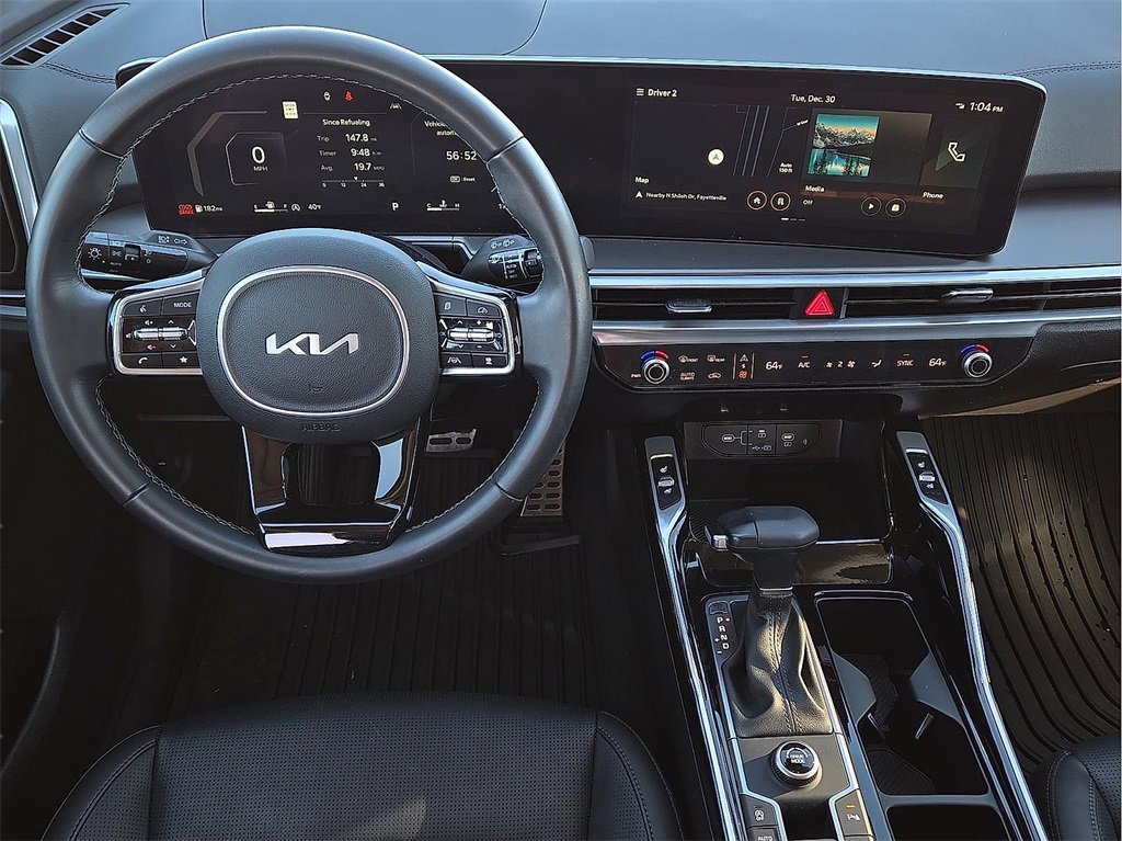 Used 2025 Kia Sorento SX image 10