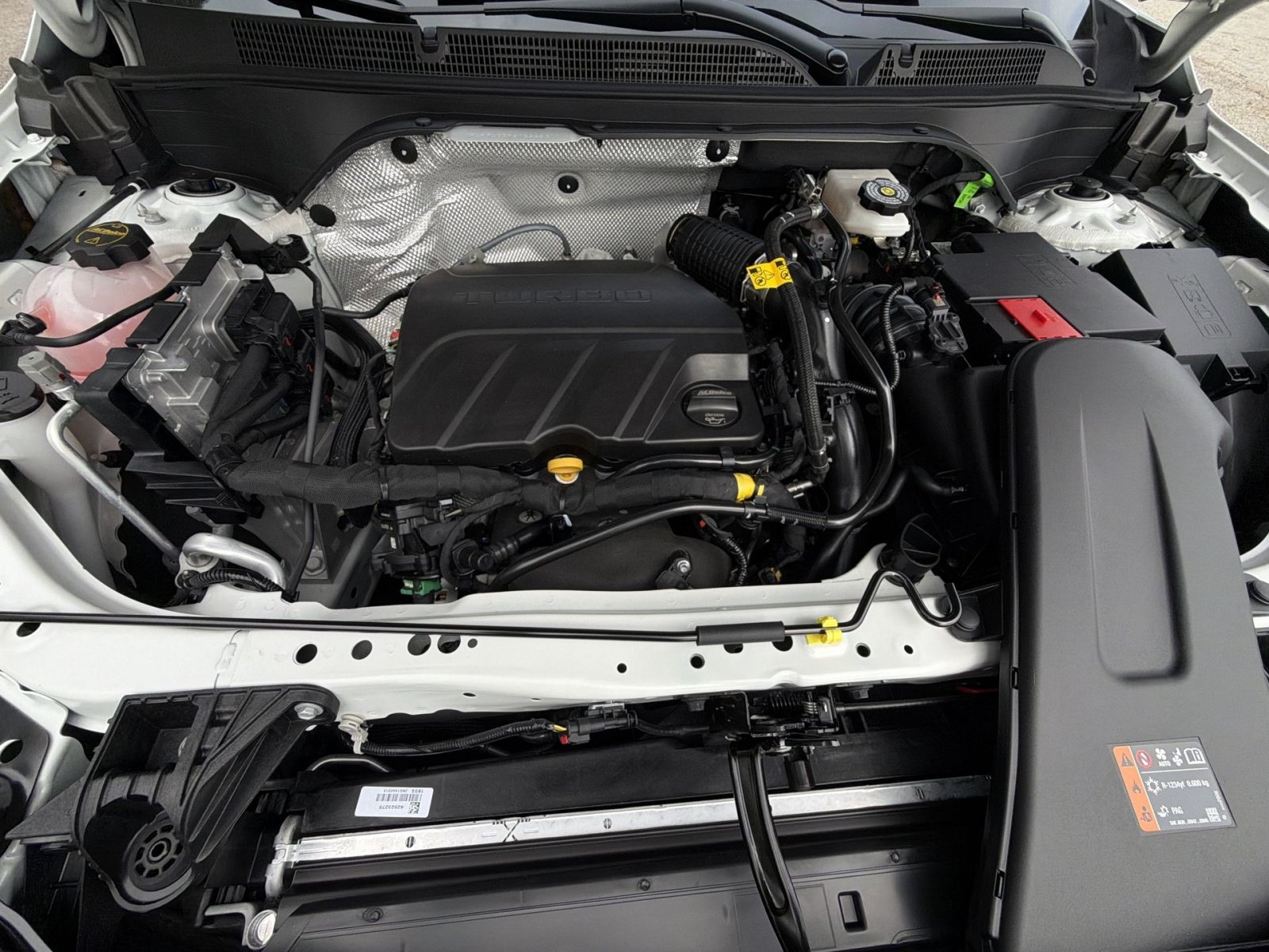 New 2026 Buick Envista Sport Touring FWD image 28