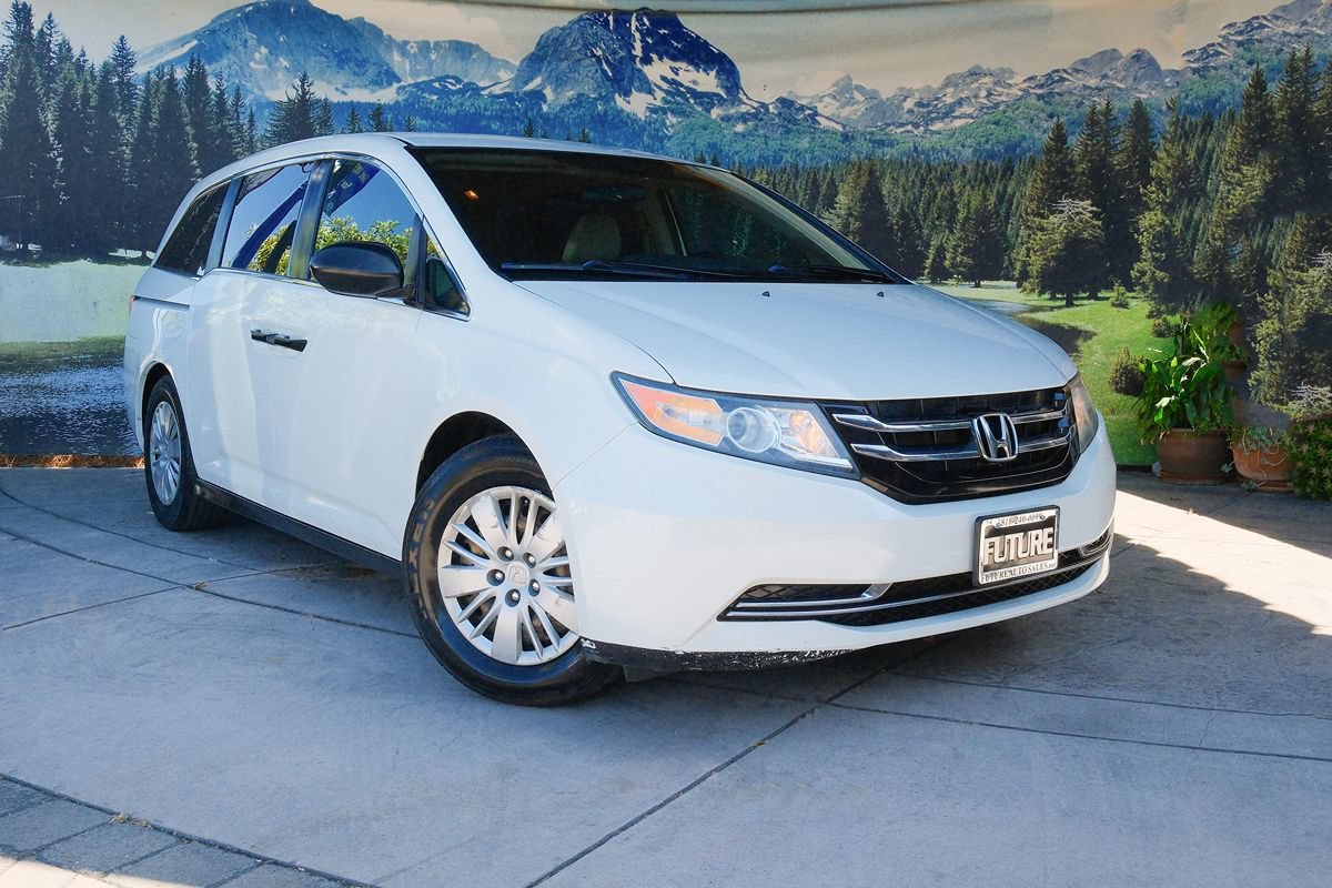 Used 2016 Honda Odyssey LX image 3