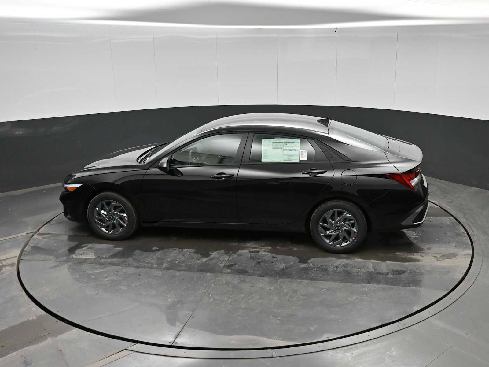 New 2026 Hyundai Elantra Blue image 26