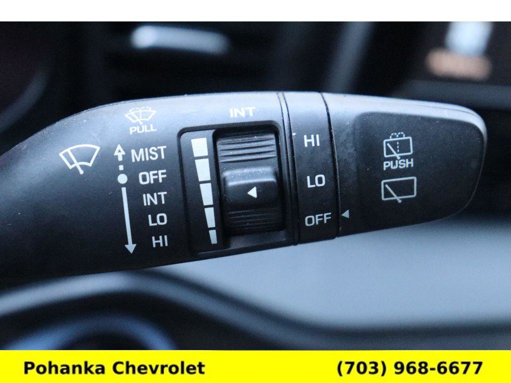 Used 2020 Hyundai Veloster N w/ Performance Package image 11