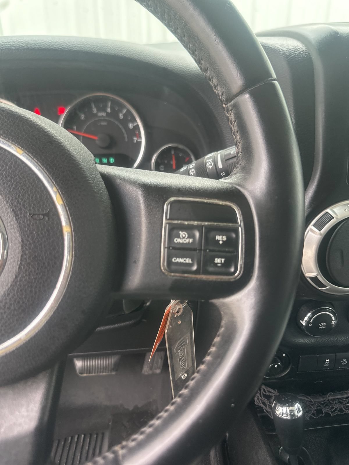 Used 2013 Jeep Wrangler Unlimited Sahara AWD/4WD image 21