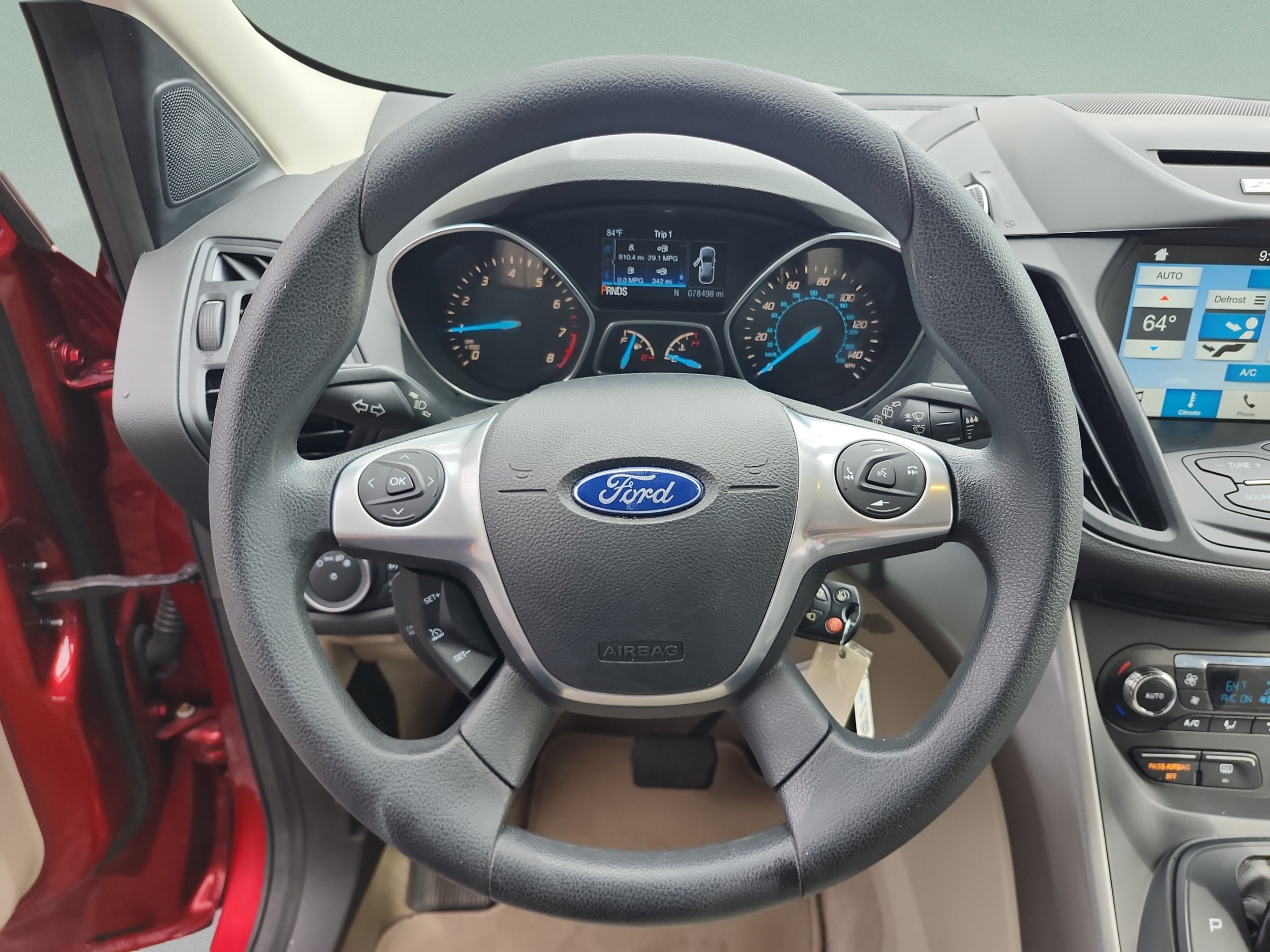 Used 2016 Ford Escape SE w/ Equipment Group 201A FWD image 9