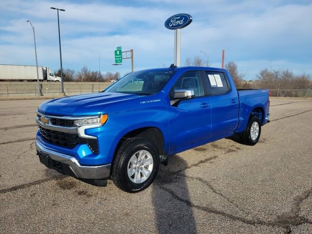 Used 2025 Chevrolet Silverado 1500 LT image 19