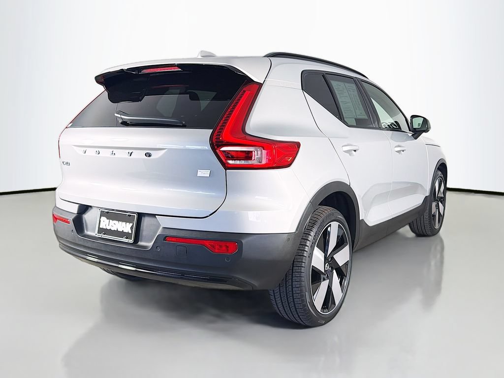 Used 2023 Volvo XC40 Recharge Ultimate w/ Protection Package Premier AWD/4WD image 7