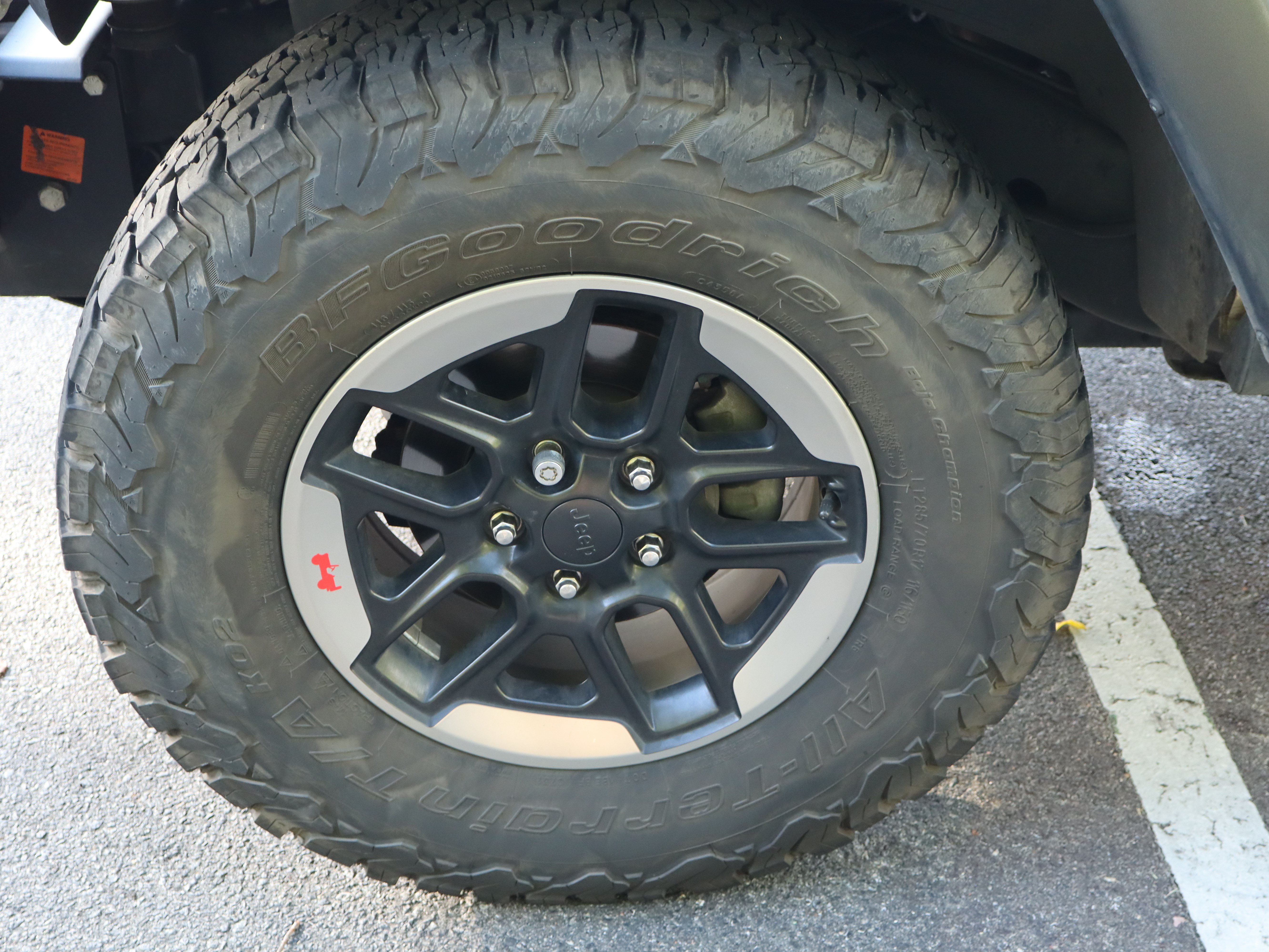 Used 2018 Jeep Wrangler Rubicon AWD/4WD image 15