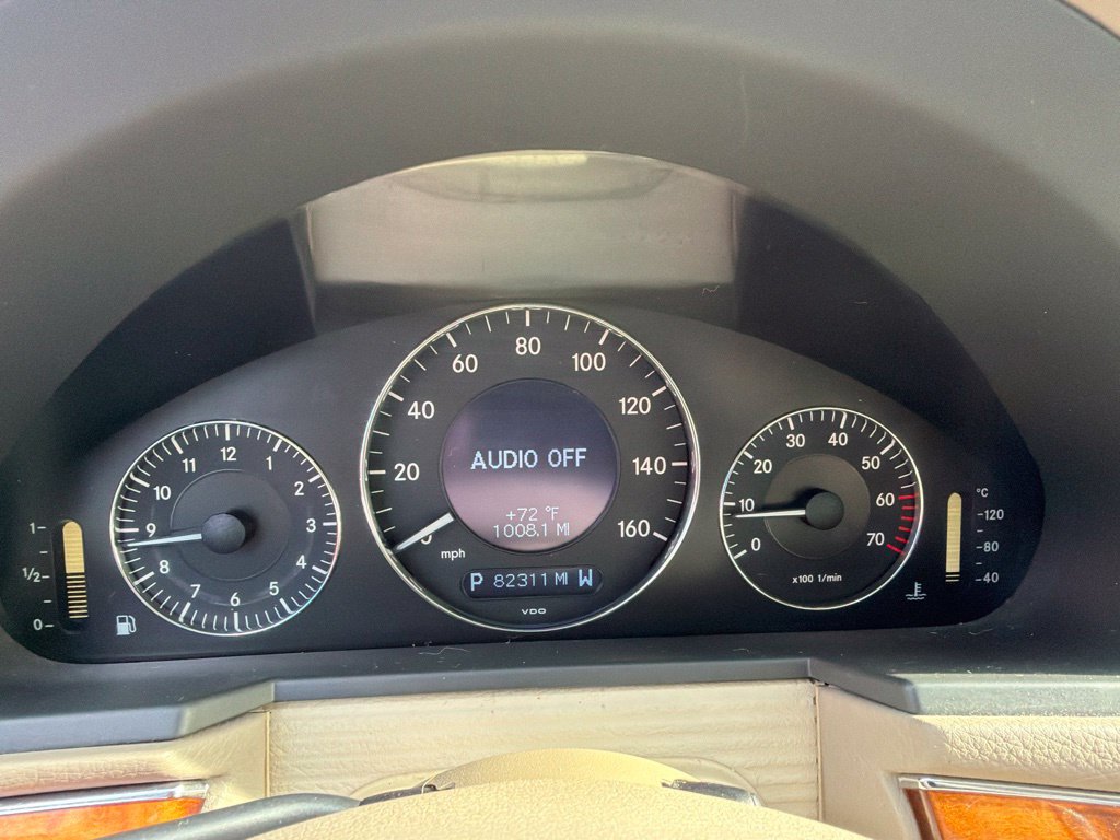 Used 2003 Mercedes-Benz E 320 Sedan image 23