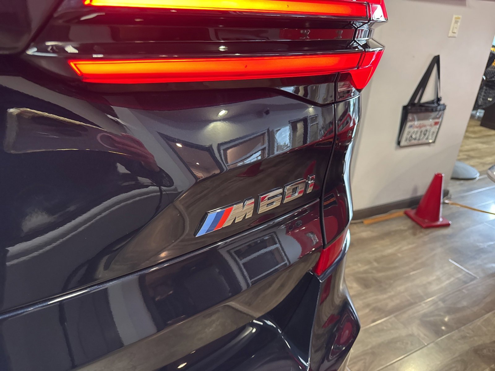 Used 2025 BMW X5 M60i image 21