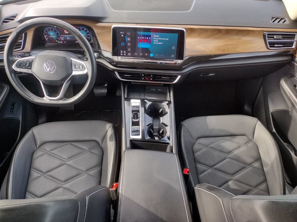 Used 2025 Volkswagen Atlas SE FWD image 6