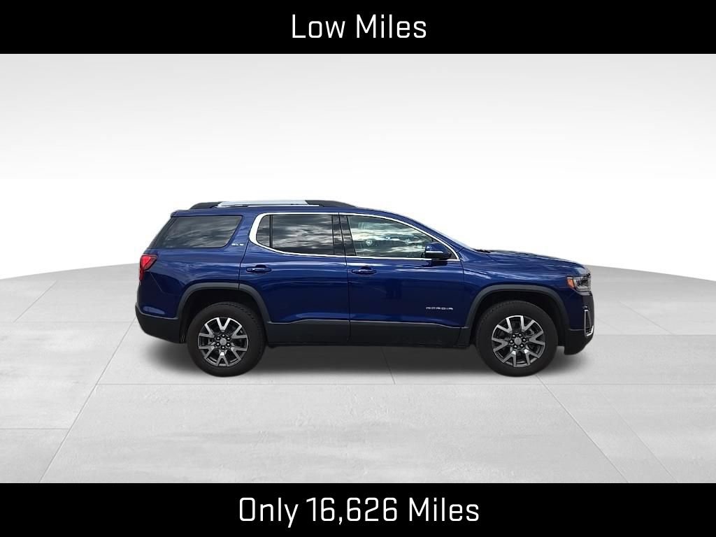 Certified 2023 GMC Acadia SLE w/ Driver Convenience Package image 2