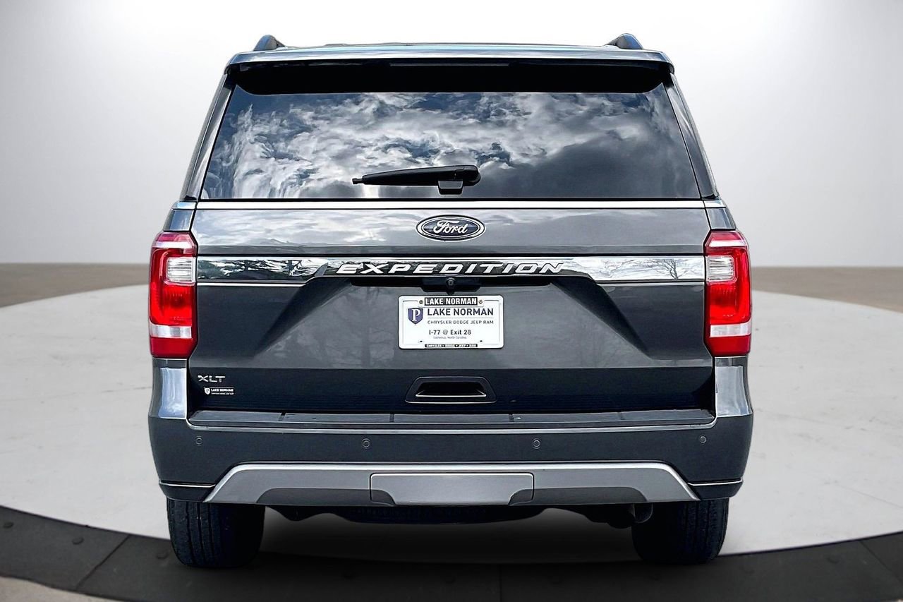 Used 2018 Ford Expedition XLT w/ Equipment Group 202A image 8