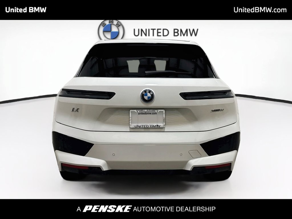 Certified 2024 BMW iX xDrive50 w/ Sport Package AWD/4WD image 6