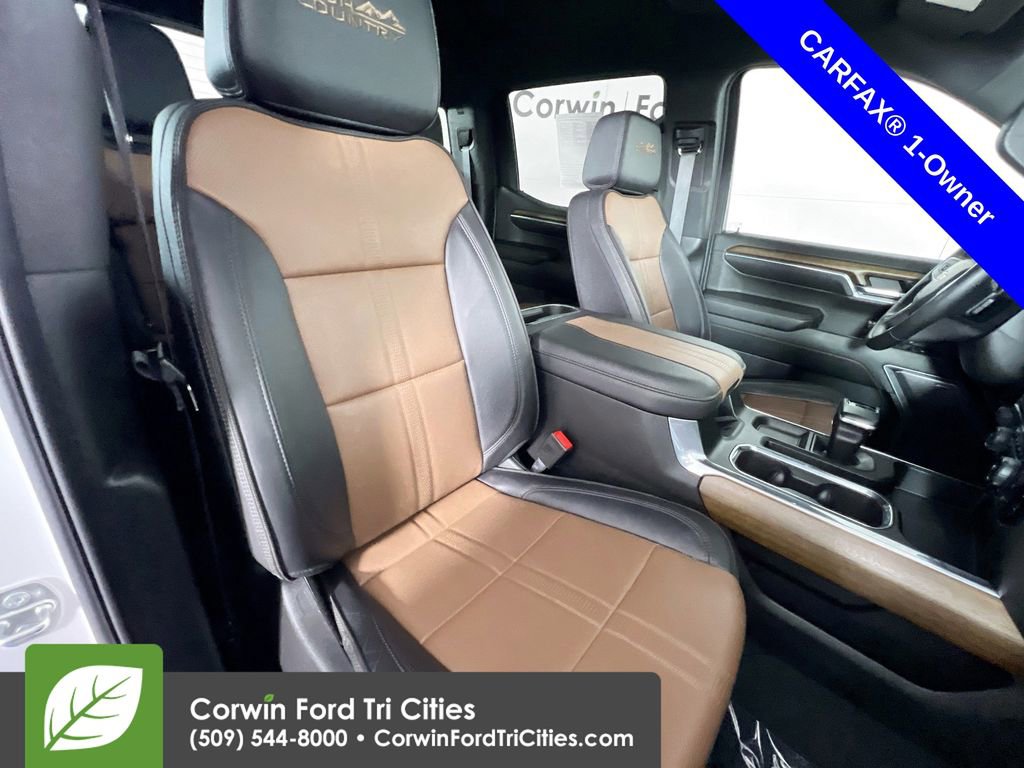 Used 2024 Chevrolet Silverado 1500 High Country w/ Technology Package image 17