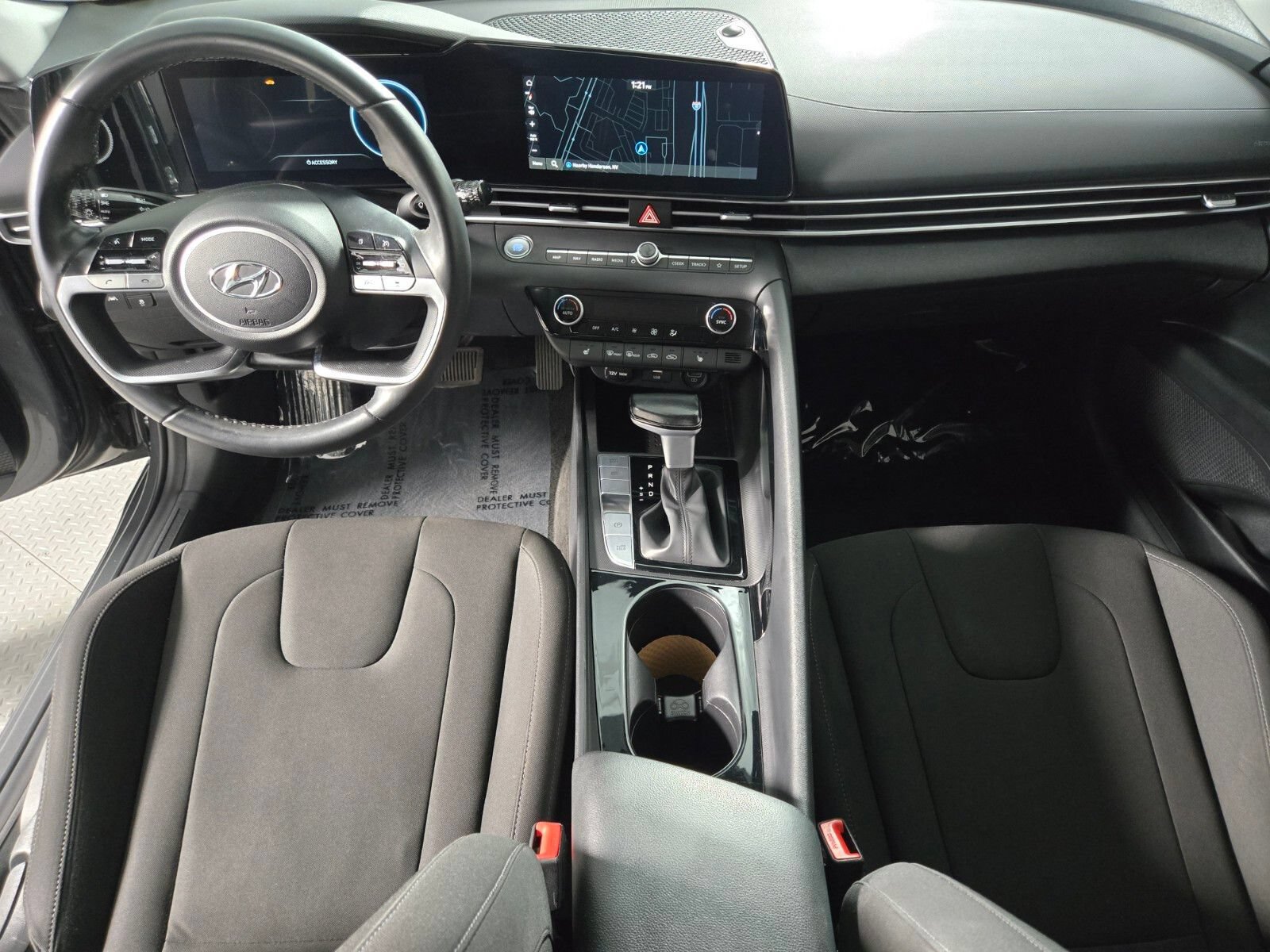 Used 2023 Hyundai Elantra SEL w/ Convenience Package FWD image 4