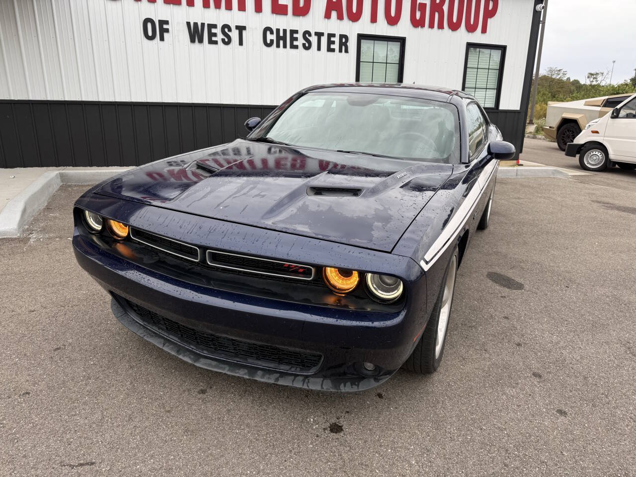 Used 2015 Dodge Challenger R/T Plus RWD image 2