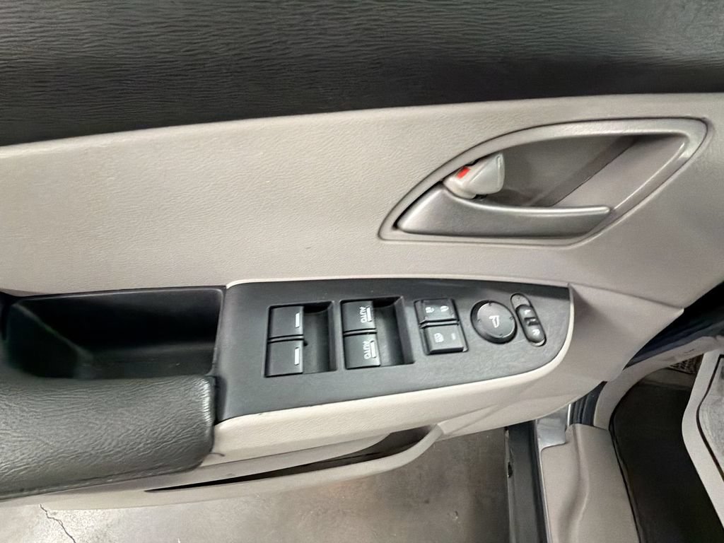 Used 2012 Honda Odyssey EX-L image 22
