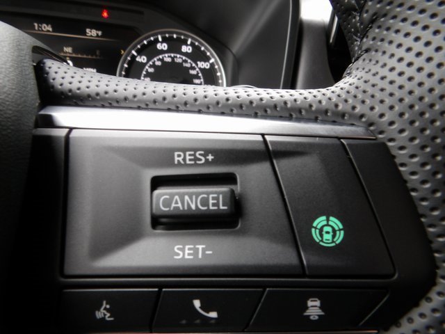 New 2025 Mitsubishi Outlander SE image 34