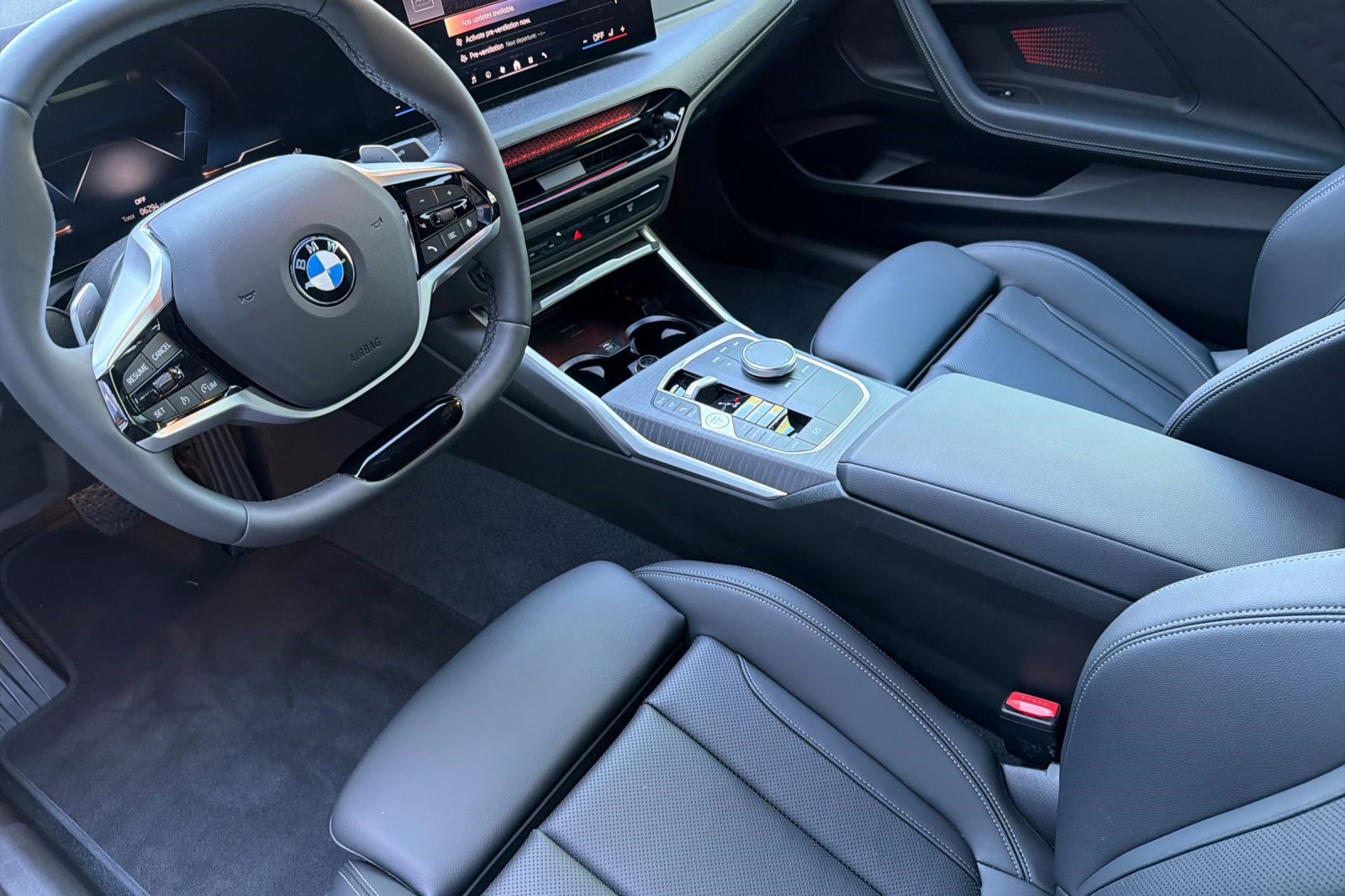 Used 2025 BMW 230i Coupe image 11