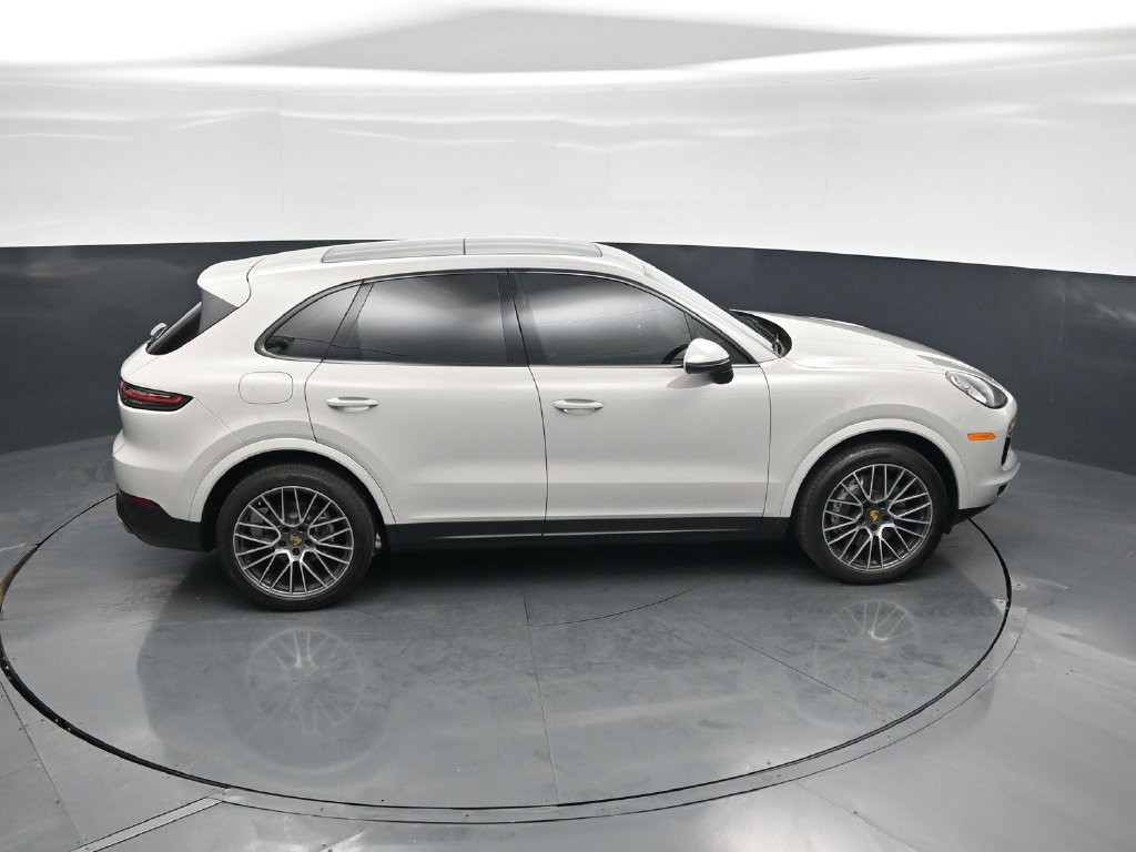 Used 2021 Porsche Cayenne AWD/4WD image 36