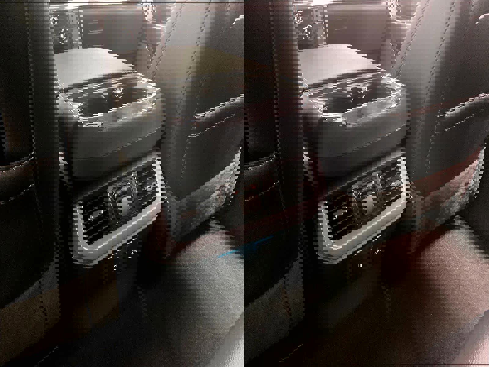 Used 2022 Ford F150 Lariat w/ Equipment Group 502A High image 57