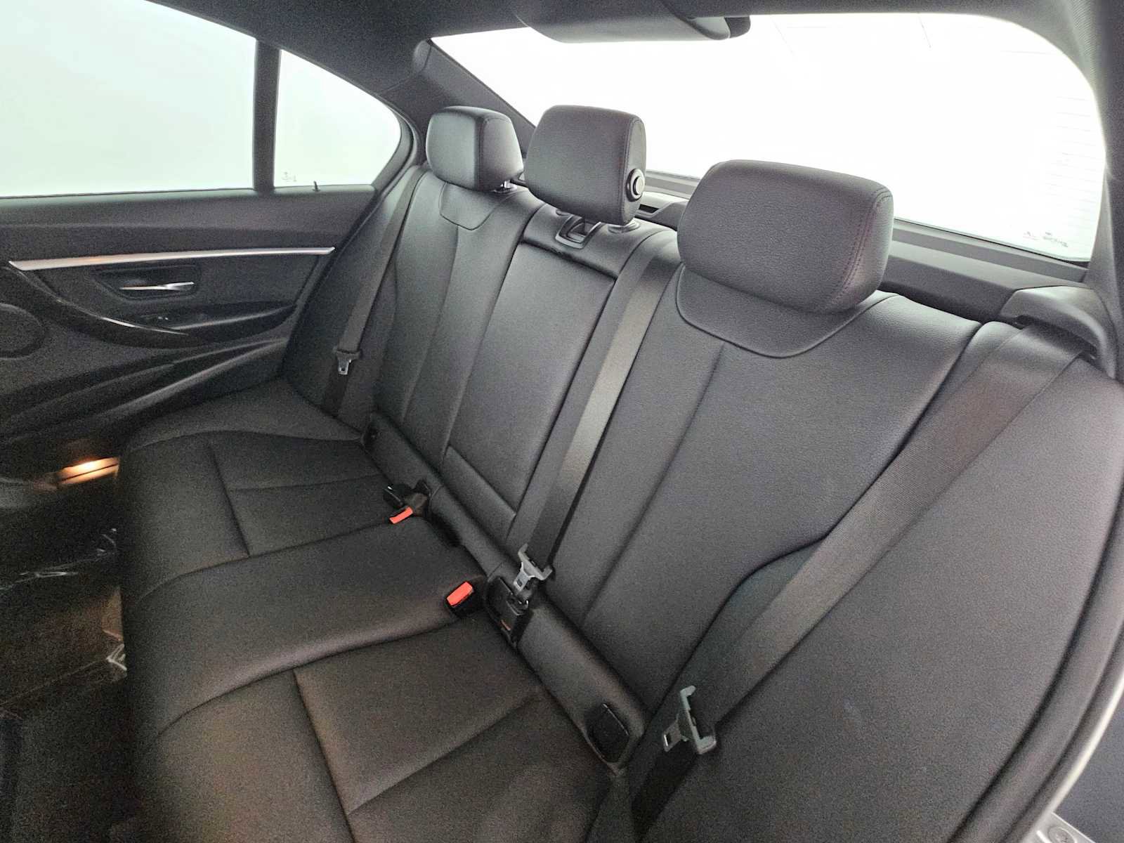 Used 2018 BMW 328d Sedan image 17