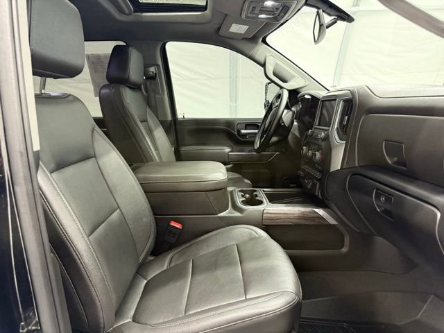 Used 2023 Chevrolet Silverado 3500 LTZ w/ LTZ Convenience Package image 20