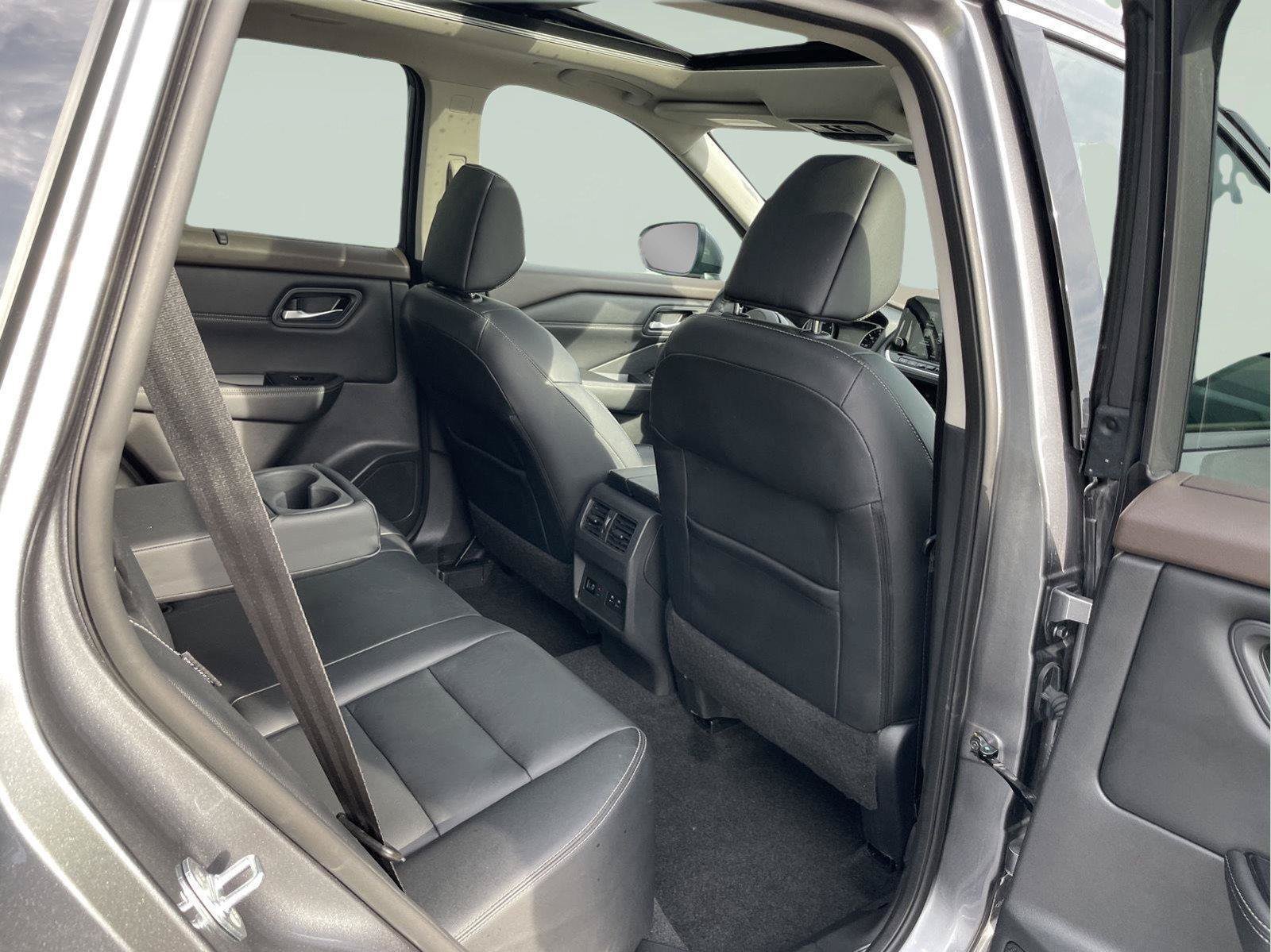 Used 2022 Nissan Rogue SL w/ SL Premium Package AWD/4WD image 18