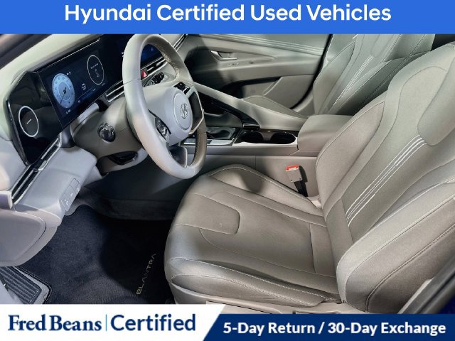 Used 2023 Hyundai Elantra SEL w/ Convenience Package FWD image 11