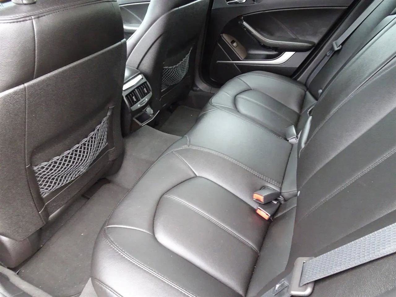 Used 2008 Cadillac CTS 3.6 w/ Wood Trim Package RWD image 20