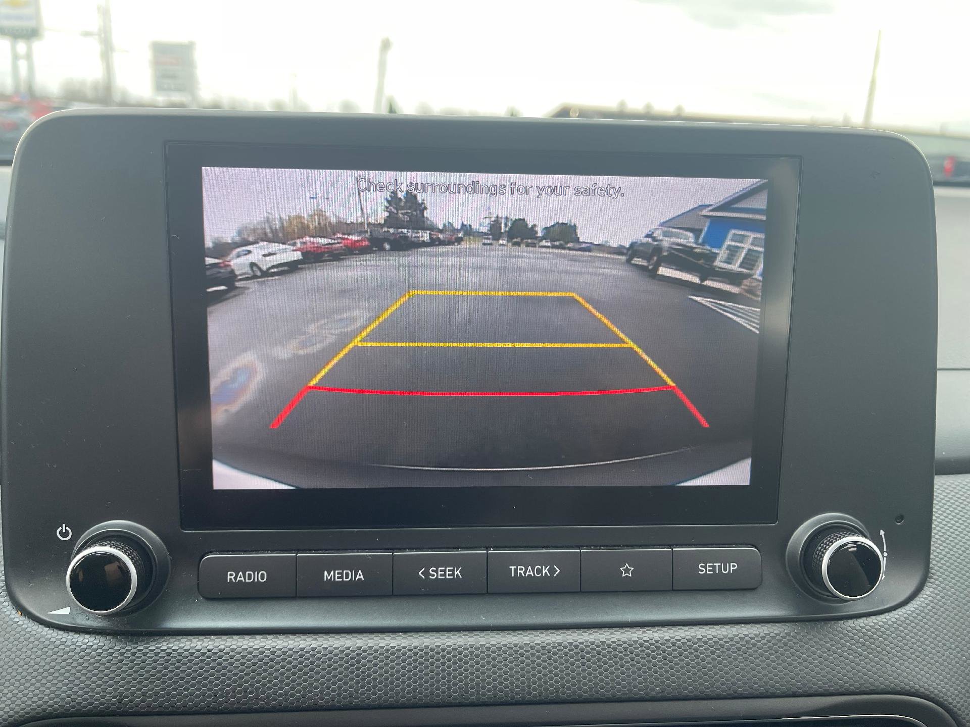 Used 2023 Hyundai Kona SE image 13