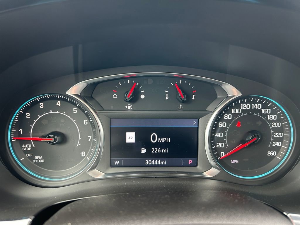 Used 2023 Chevrolet Traverse RS image 17