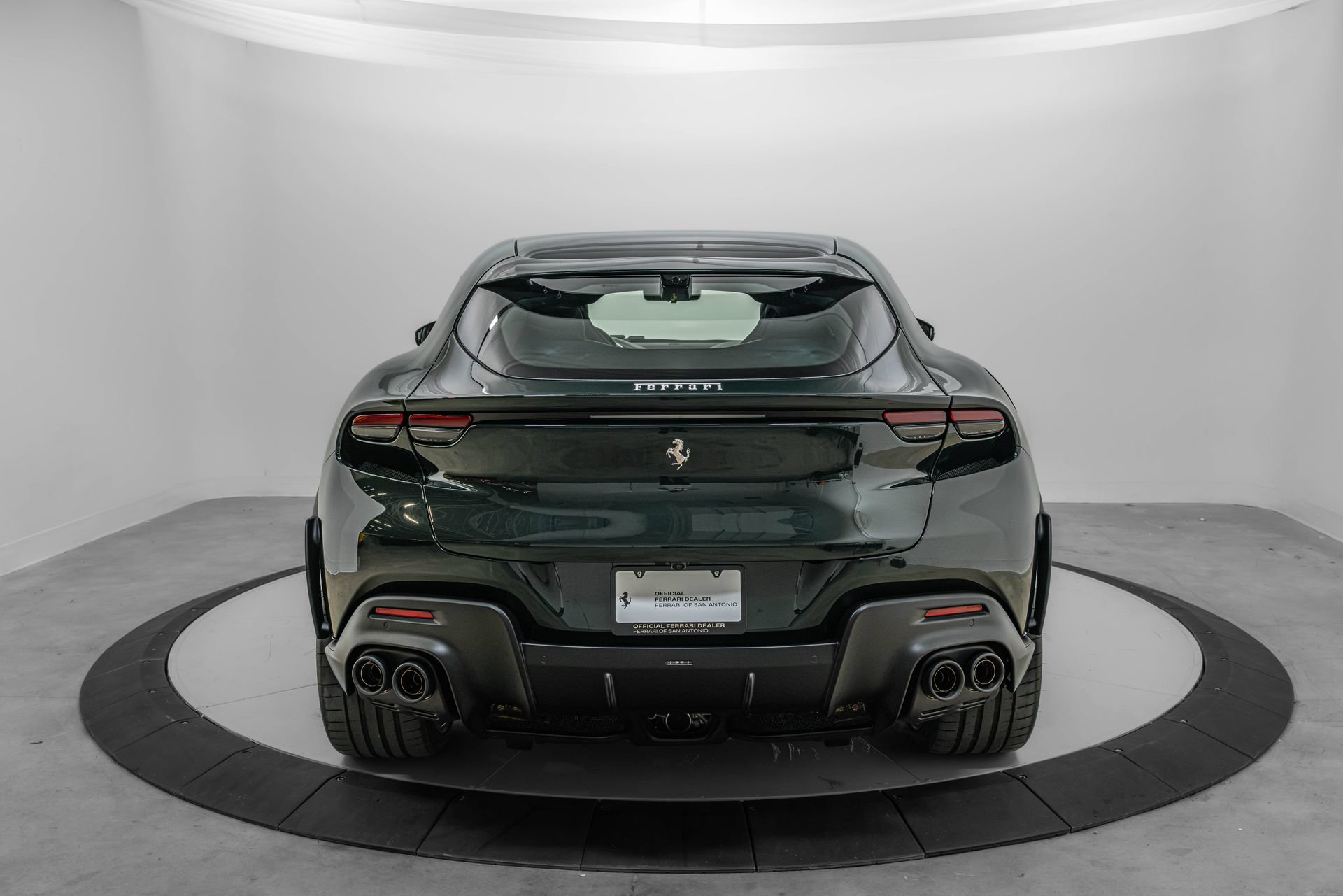 Used 2026 Ferrari Purosangue AWD/4WD image 11