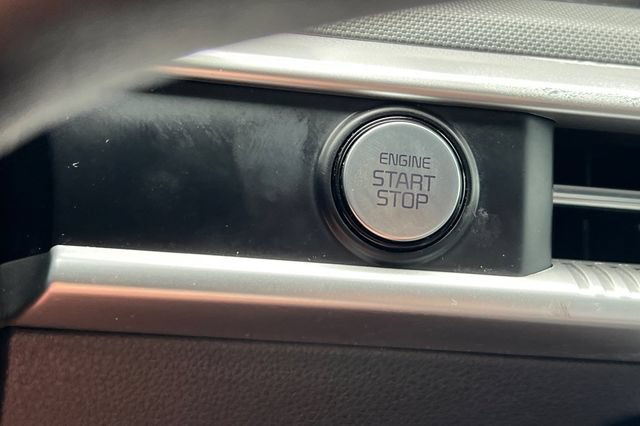 Used 2022 Kia K5 GT-Line FWD image 28