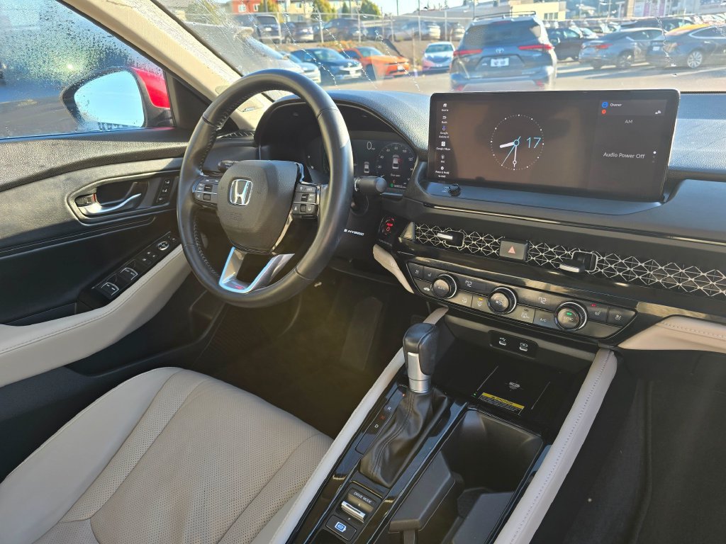 Used 2023 Honda Accord Touring image 10