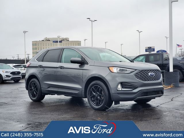 Used 2024 Ford Edge SEL w/ Convenience Package image 2