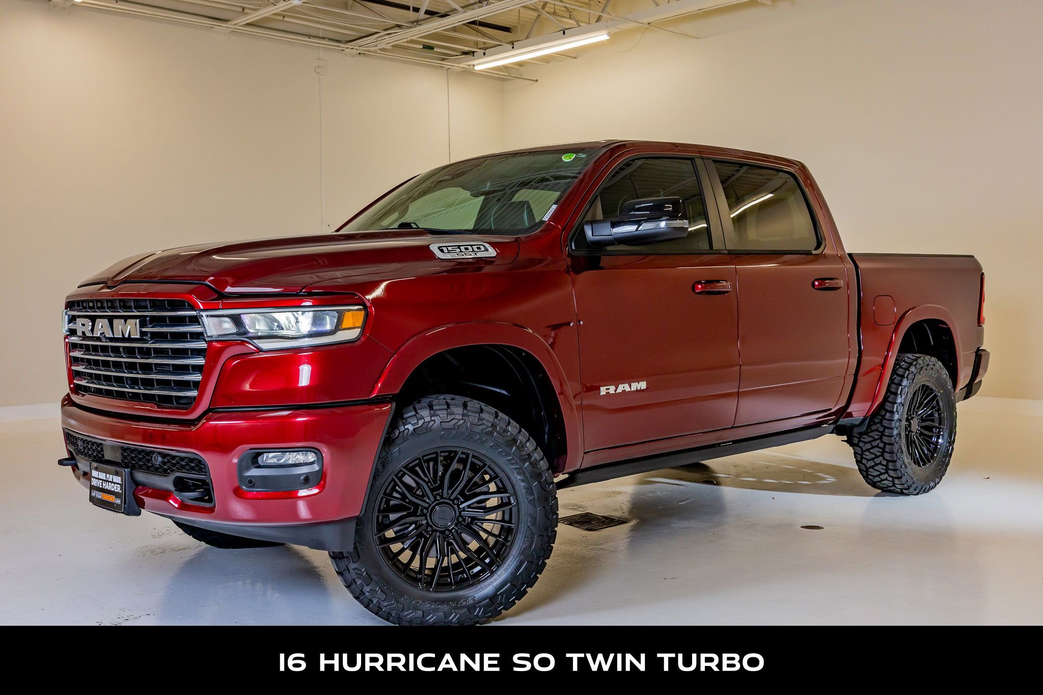 Used 2025 RAM 1500 Laramie w/ Laramie Southwest Edition AWD/4WD image 5