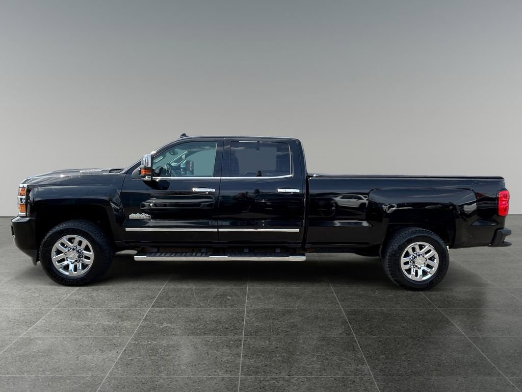 Used 2018 Chevrolet Silverado 3500 High Country w/ Duramax Plus Package AWD/4WD image 5