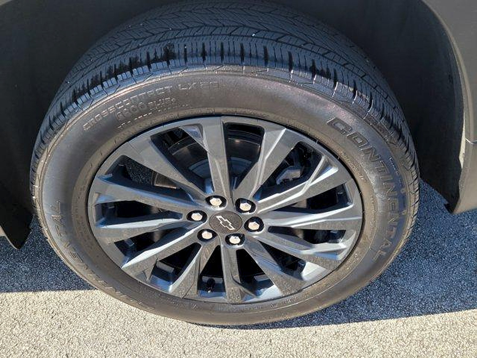 Used 2023 Chevrolet Traverse RS AWD/4WD image 12