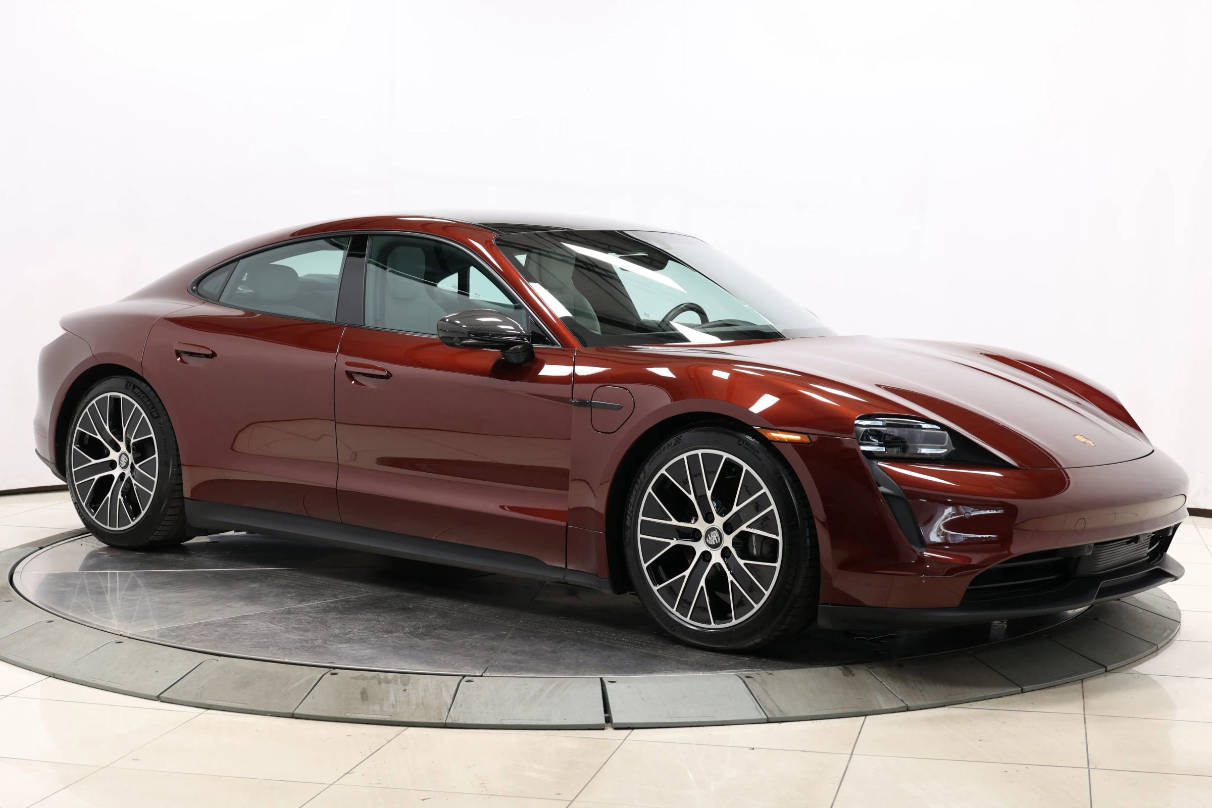 Used 2022 Porsche Taycan image 76