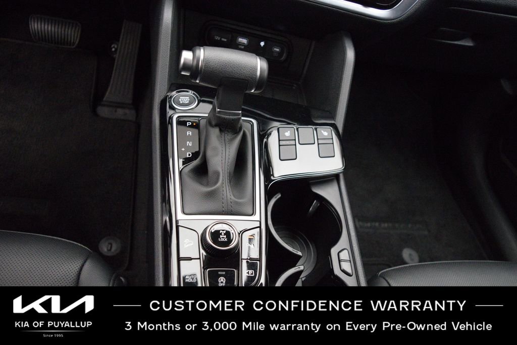 Certified 2025 Kia Sportage EX image 24
