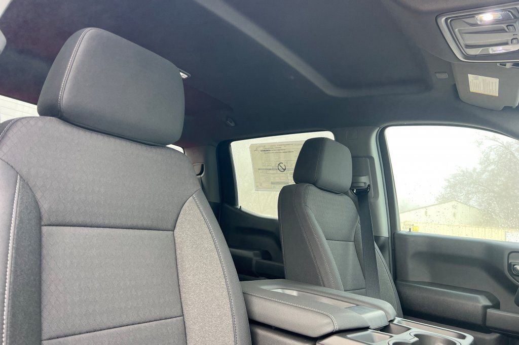 New 2026 Chevrolet Silverado 1500 Custom Trail Boss AWD/4WD image 13